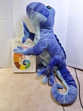 Kohl's Cares The Mixed Up Chameleon Plush Eric Carle Board Book Blue Purple 15"